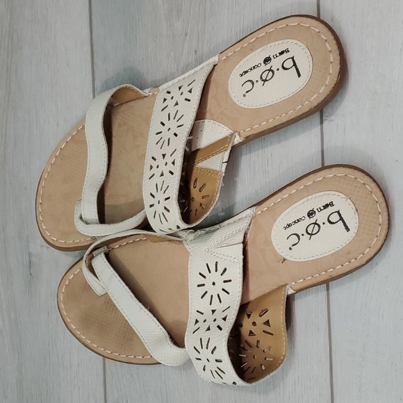 Born B.O.C Women Casaba Laser Cut Comfort Sandals shoes Loop Toe Flats shoes 8 - Picture 5 of 11